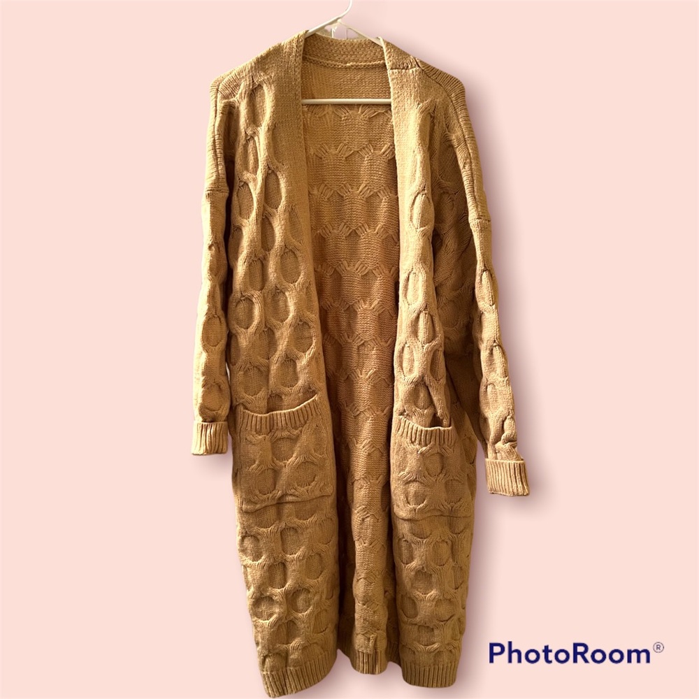 NWOT Cream Long Cardigan w/ Pockets